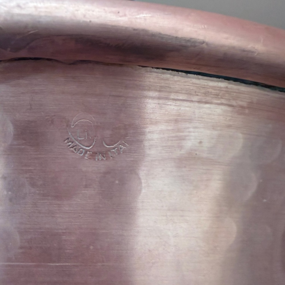 Hammered Copper Saucepan with Brass Handle - antique Italian - Picture 6 of 12